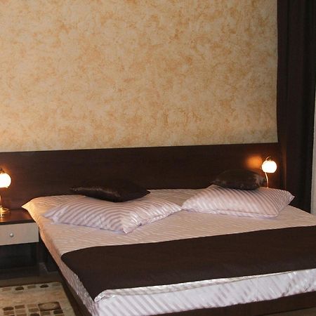 Pension Cleopatra Târgu-Mureş المظهر الخارجي الصورة