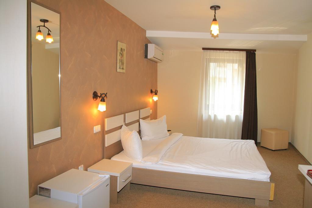 Pension Cleopatra Târgu-Mureş الغرفة الصورة