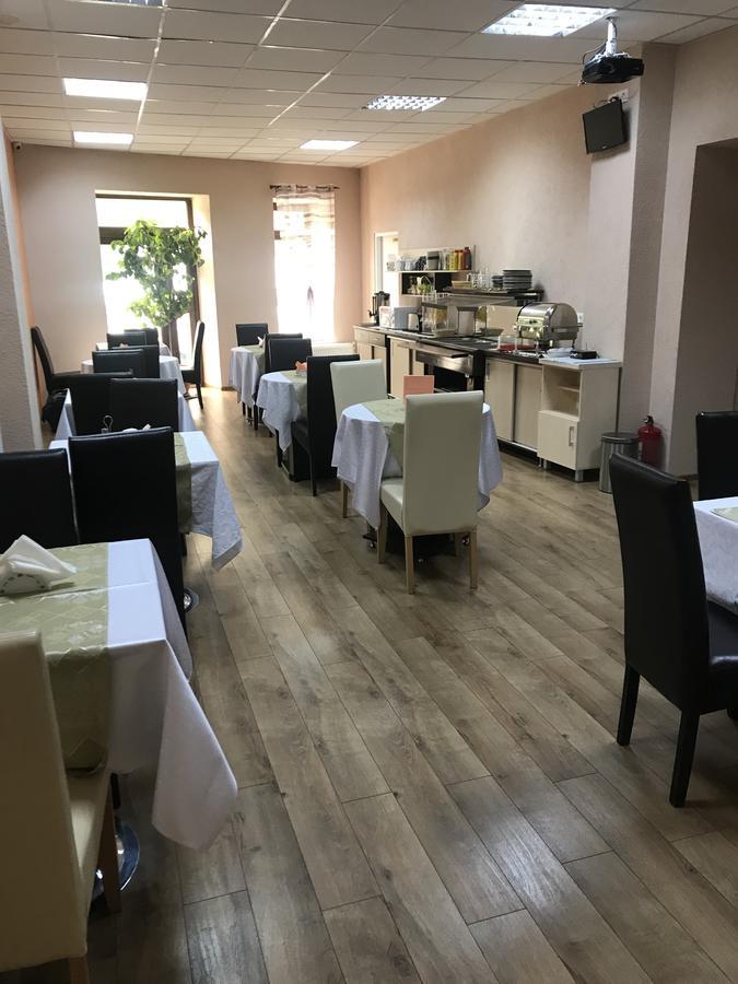 Pension Cleopatra Târgu-Mureş المظهر الخارجي الصورة